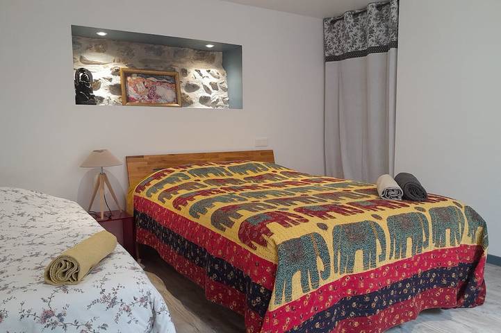 Location de vacances pour 6 personnes, avec terrasse à Rigarda - 4