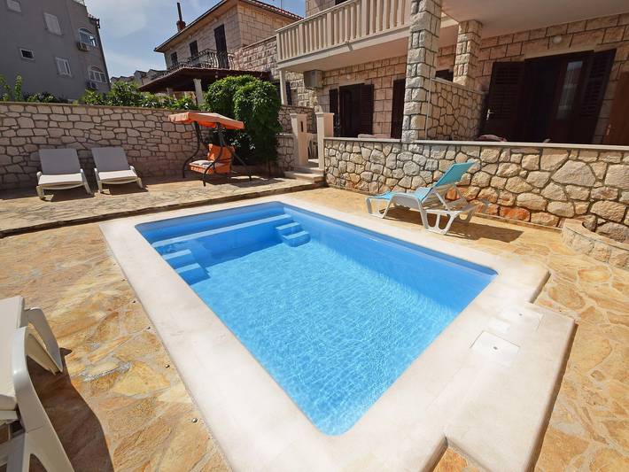Ferienwohnung für 7 Personen, mit Terrasse und Pool, mit Haustier in Kroatien - 2