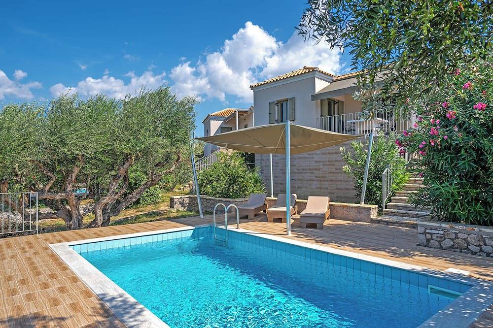 One bedroom holiday house with private pool in Messenien