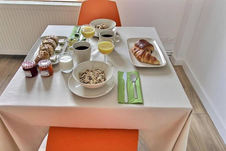 Chambre d’hôte pour 2 personnes, avec terrasse et jardin ainsi que sauna et jacuzzi dans l' Aisne - 3