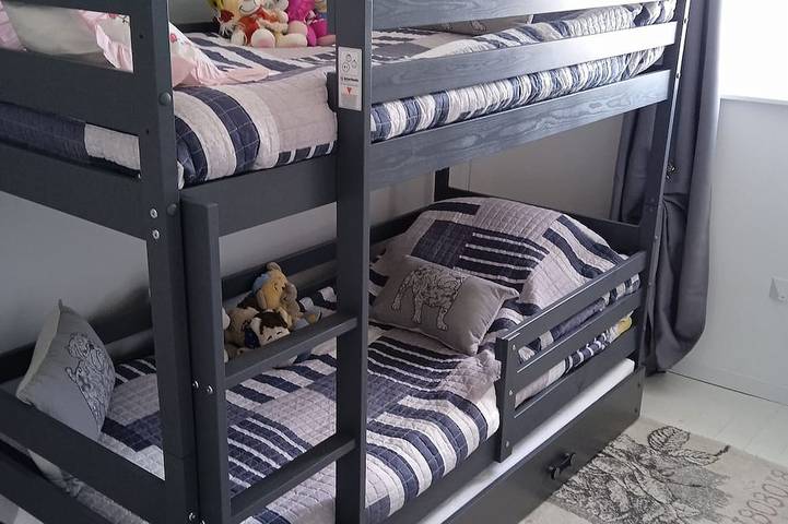 Location de vacances pour 8 personnes, avec terrasse, animaux acceptés à Labégude - 2