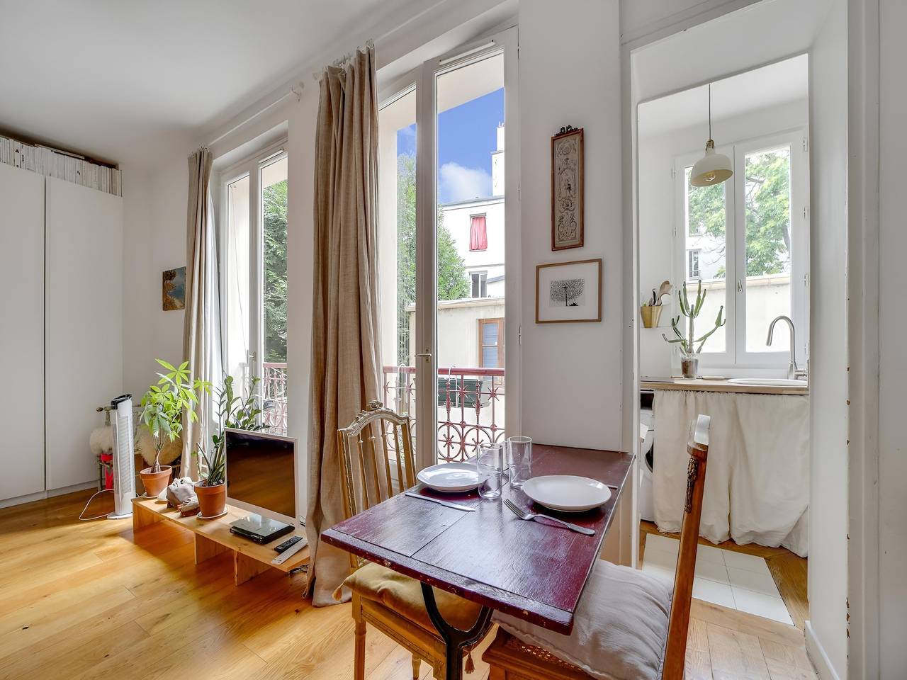 Appartement entier, Joli appartement proche de Paris in Saint-Ouen, Seine-Saint-Denis