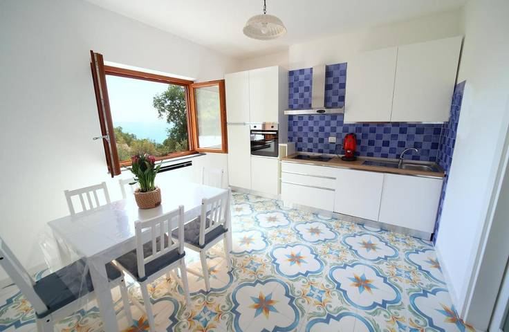 Gîte pour 2 personnes, avec terrasse à Maratea - 2