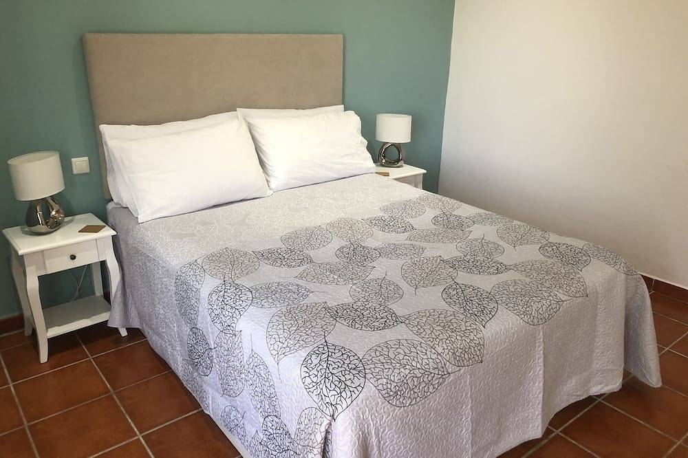 Beautiful country house with hot tub in Alhaurín el Grande, Provincia de Málaga