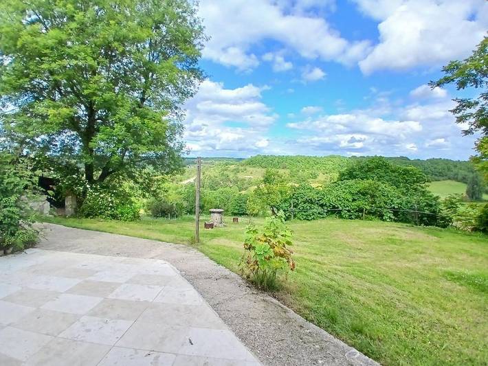 Location de vacances pour 2 personnes, avec piscine ainsi que jardin et jacuzzi à Fargues - 3