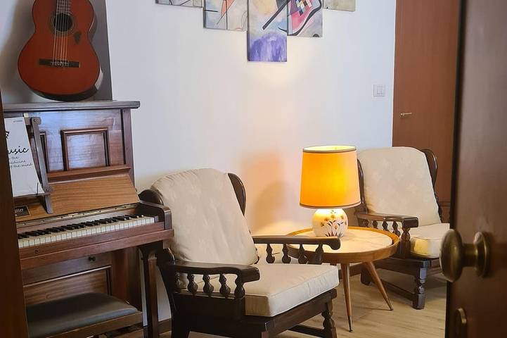 Ferienwohnung für 9 Personen, mit Balkon in Bologna