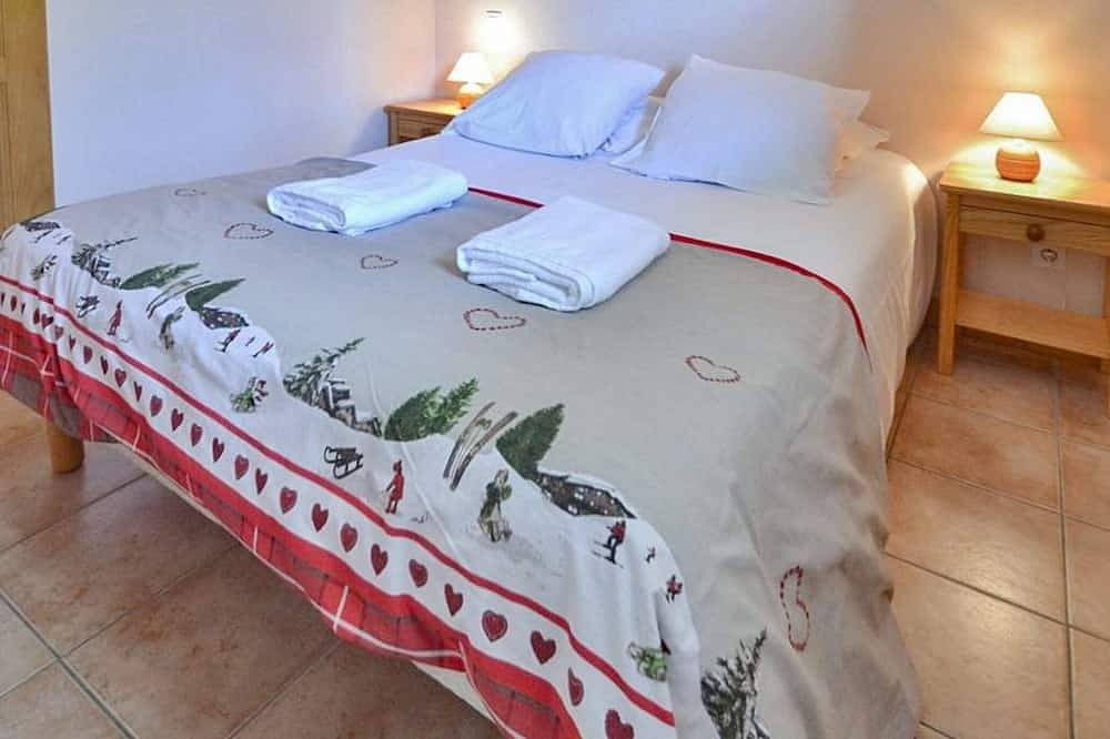 Apartamento entero, Apartamento acogedor para 4, frente a pistas, balcón soleado, cocina completa y Wifi opcional in Chinaillon, Le Grand-Bornand