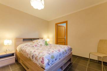 Chambre D’hôte pour 2 Personnes dans Maizières-la-Grande-Paroisse, Aube, Photo 3