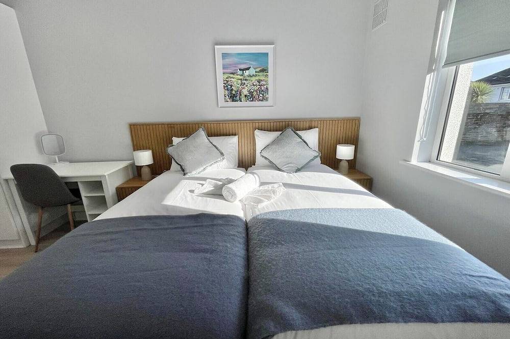 Ganze Wohnung, Modern and Spacious 2 - king bed in Galway, County Galway