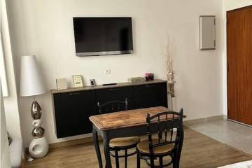 Appartement De Vacances pour 2 Personnes dans Chartres, Région de Chartres, Photo 2