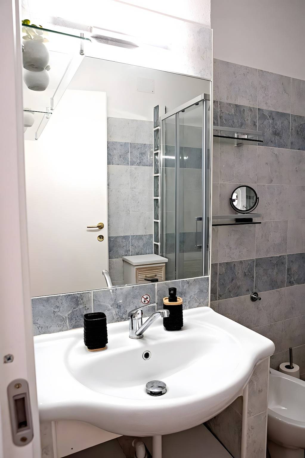 Holiday Home 'Giulia' with Shared Pool, Wi-Fi and Air Conditioning in Alghero, Sassari Province