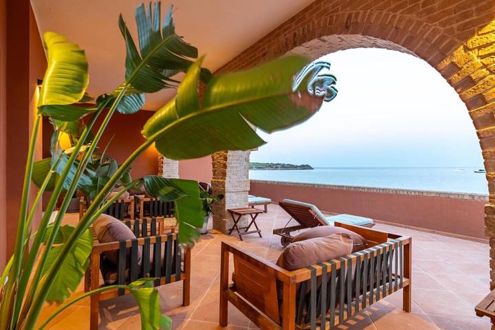 Ferienhaus für 10 Personen, mit Balkon und Terrasse sowie Garten und Kinderpool in Nora - 2