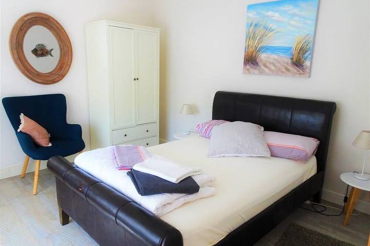 Location de vacances pour 12 personnes, avec jardin et terrasse, animaux acceptés dans Plage de Maubuisson - 2