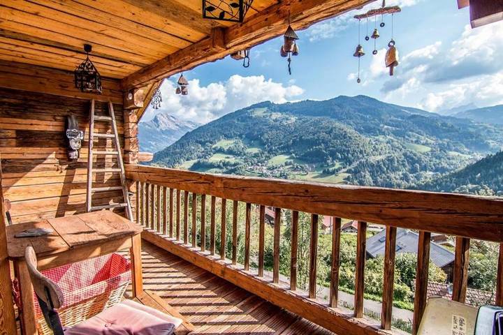 Gîte pour 5 personnes, avec vue et balcon à Les Clefs - 2