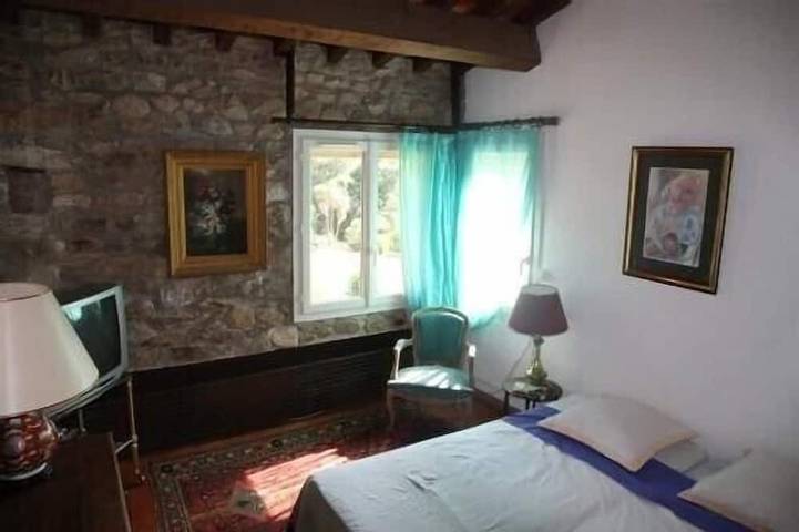 Gîte pour 2 personnes, avec piscine ainsi que terrasse et jardin à Céret - 2