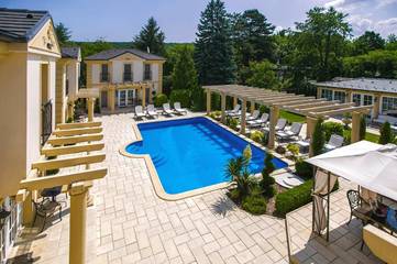 Gîte pour 6 personnes, avec jardin ainsi que piscine et vue à Sopron