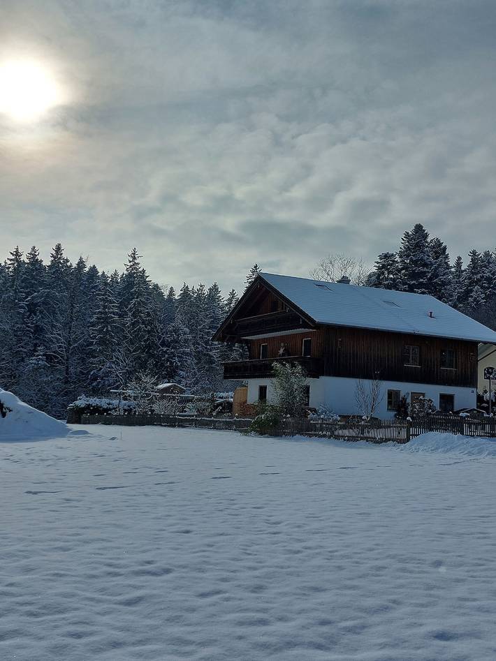 Ganze Ferienwohnung, Ferienwohnung Holzmaier - Ferienwohnung Holzmaier, 58 qm mit zwei Schlafzimmer und Balkon in Bad Aibling, Landkreis Rosenheim