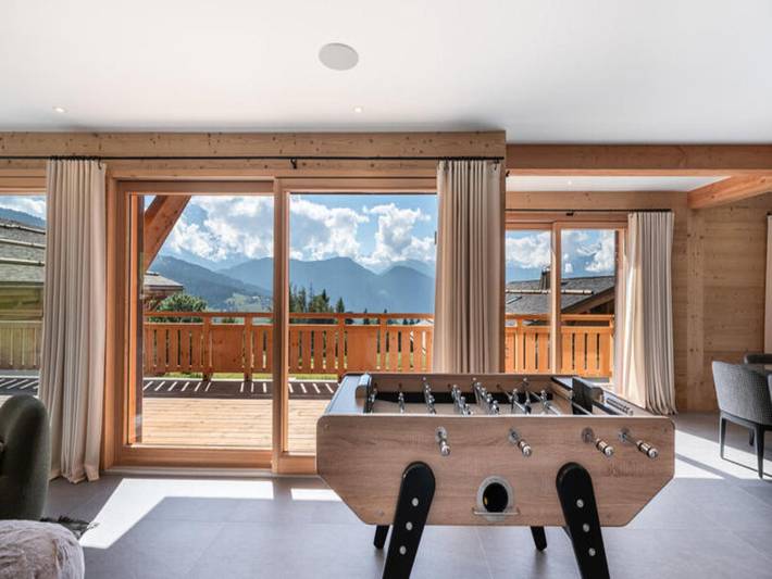 Chalet pour 12 personnes, avec piscine et jacuzzi ainsi que terrasse et sauna, animaux acceptés à Combloux - 2