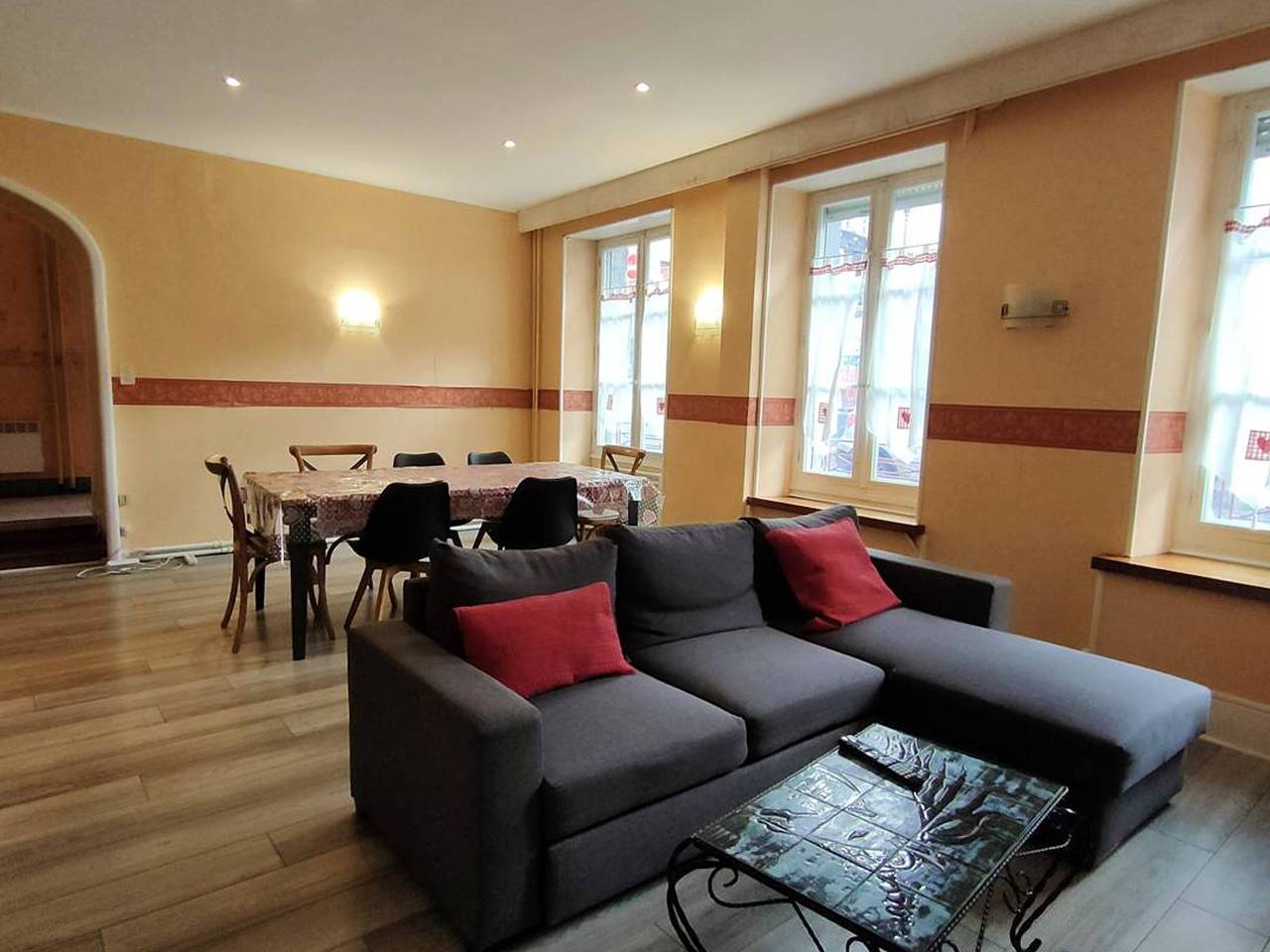 Ganze Wohnung, Cauterets: 2-Zi-Apt, 8 Pers, Wlan & Parkplatz in Cauterets, Nationalpark Pyrenäen