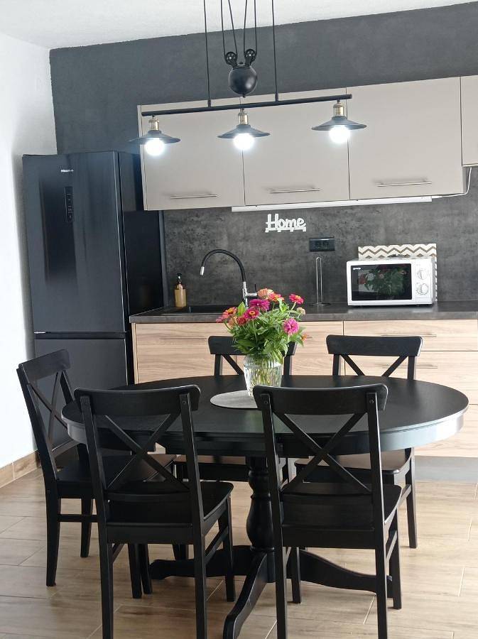 Ferienhaus für 6 Personen, mit Garten und Ausblick, mit Haustier in Karlobag - 4