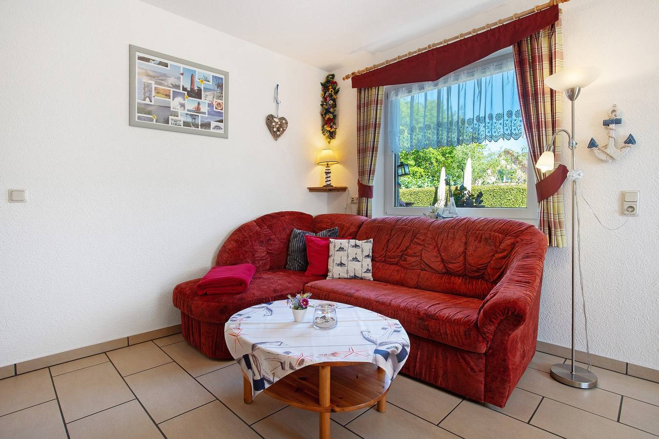 Ganze Wohnung, Ferienwohnung 'Fewo 12 - Halbinsel Darss - Ostsee' mit Privatterrasse, Garten und Wlan in Wieck am Darß, Fischland - Darß - Zingst