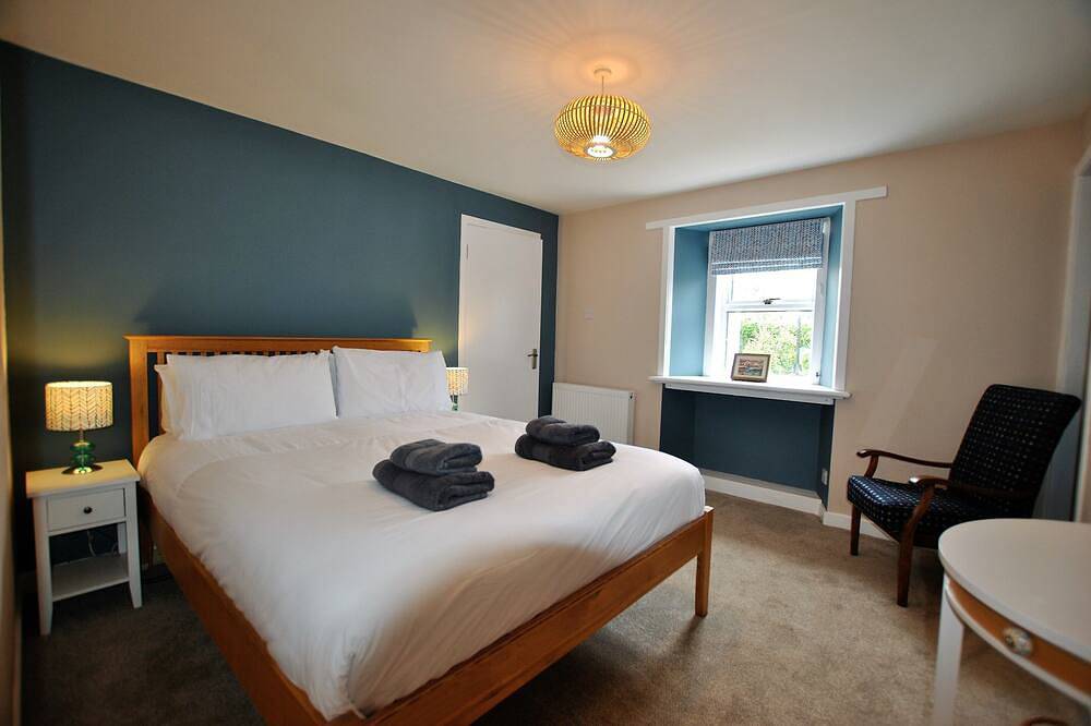 Carpenter's Cottage- coastal stay with garden in Pittenweem, Fife region