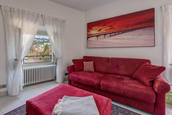 Ferienhaus für 2 Personen, mit Ausblick und Garten in Como