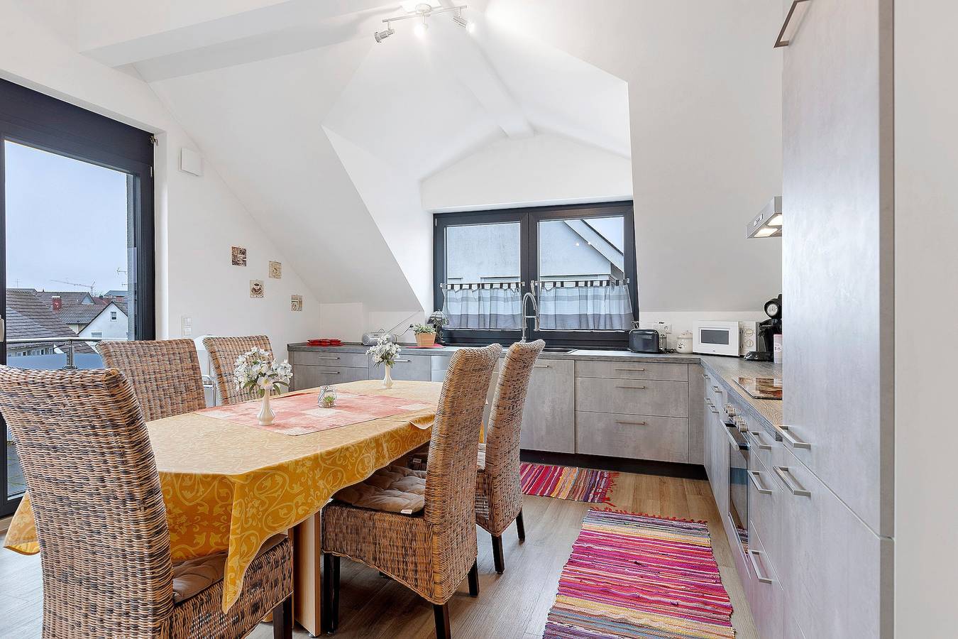 Ganze Wohnung, Apartment „Kevin“ mit Balkon und Wlan in Radolfzell am Bodensee, Untersee