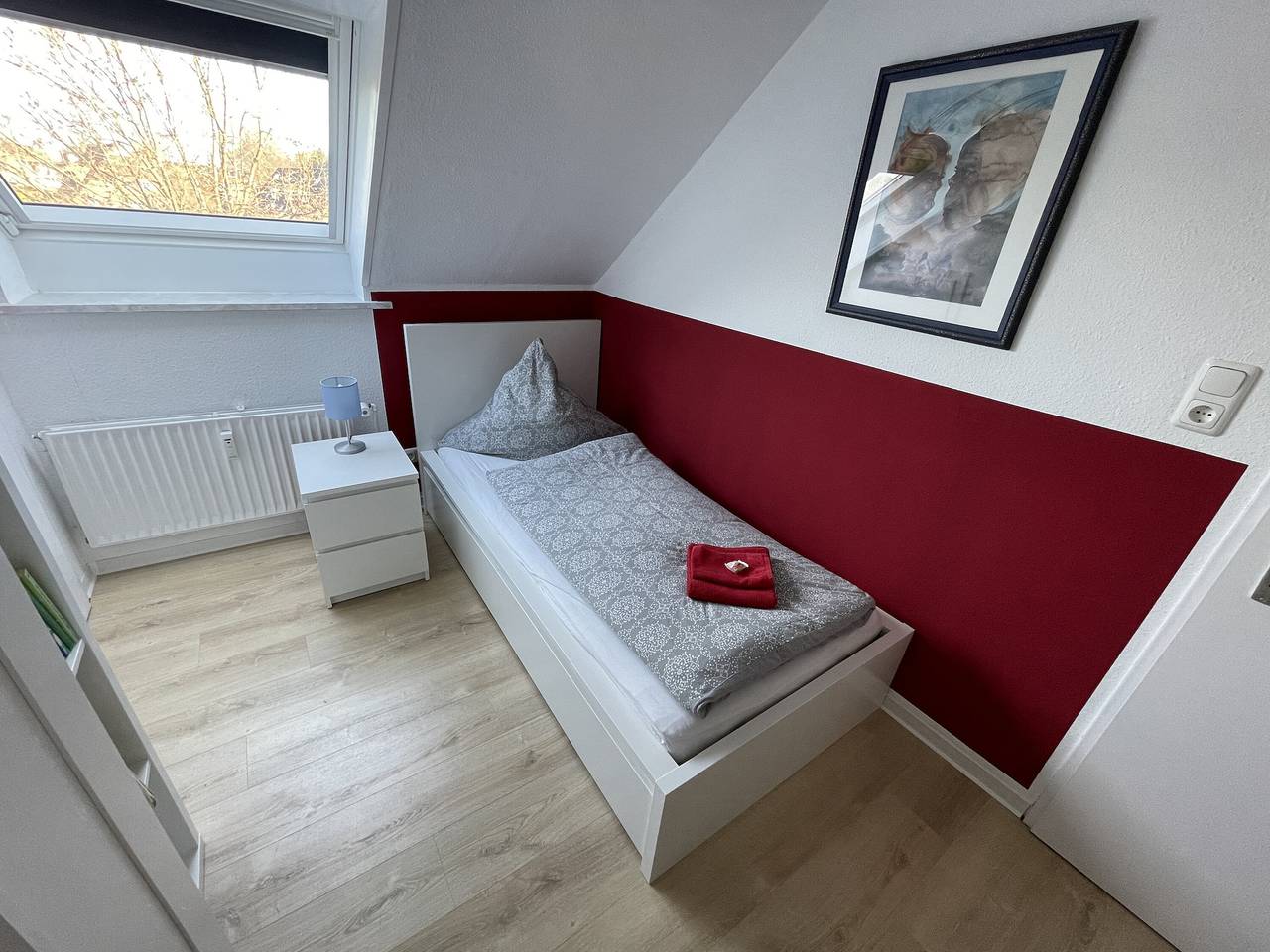 Ganze Wohnung, Ferienwohnung mit Balkon in Glückstadt direkt am Wasser in Glückstadt, Kreis Steinburg