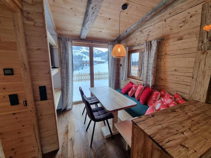 Chalet für 5 Personen, mit Balkon und Terrasse sowie Garten und Sauna in Hainzenberg