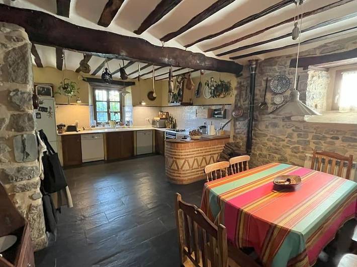 Casa de vacaciones para 8 personas, con vistas además de jardín y piscina en Álava - 3