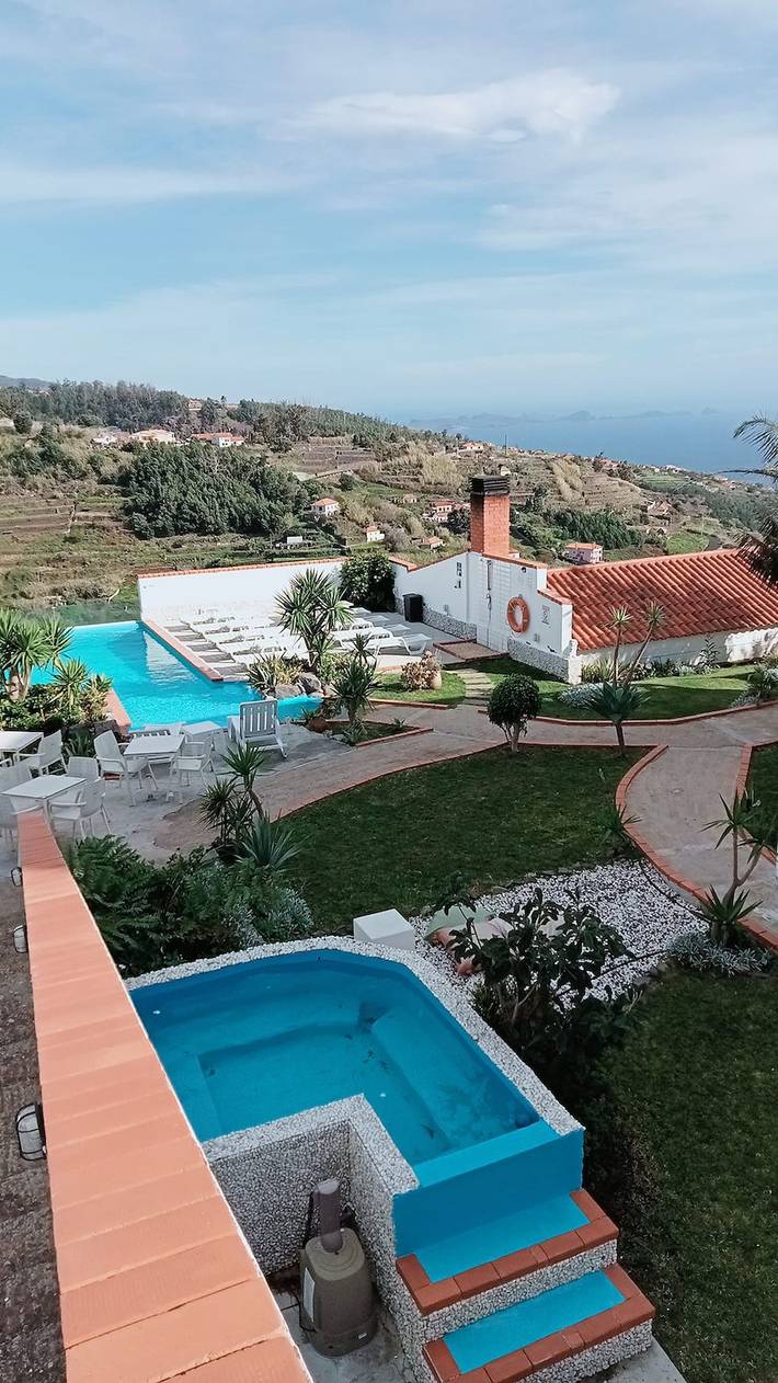 Ferienwohnung für 8 Personen, mit Pool und Balkon sowie Garten - 1