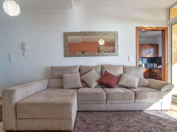 Location de vacances pour 6 personnes, avec jardin dans Arco da Calheta - 2