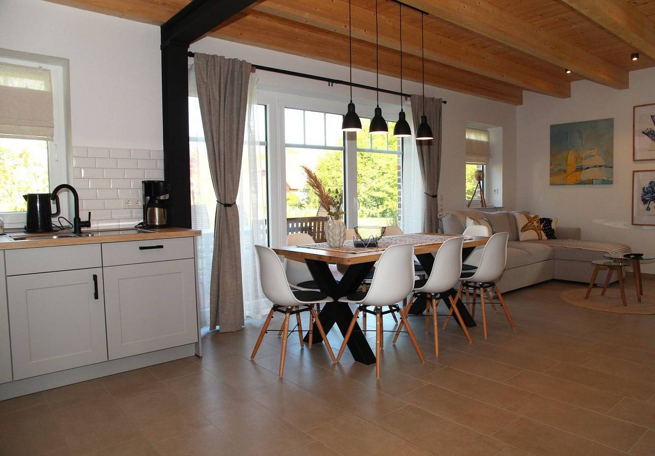 Huus Fernleaf – Gemütliches Ferienhaus am Siel bei Greetsiel in Krummhörn, Landkreis Aurich