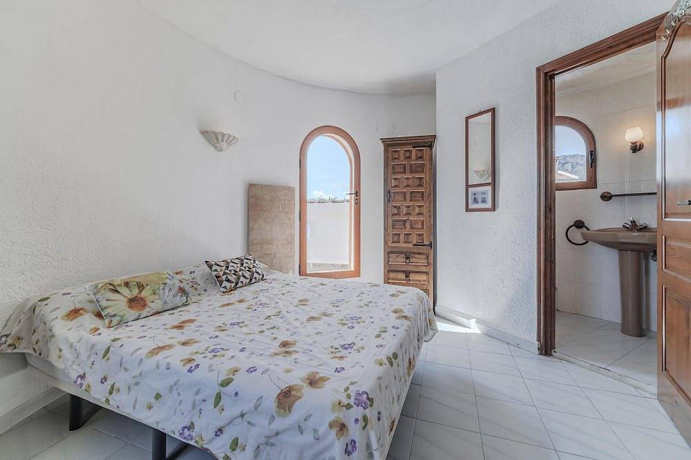 Pet friendly home in Els Poblets in els Poblets, Costa Blanca