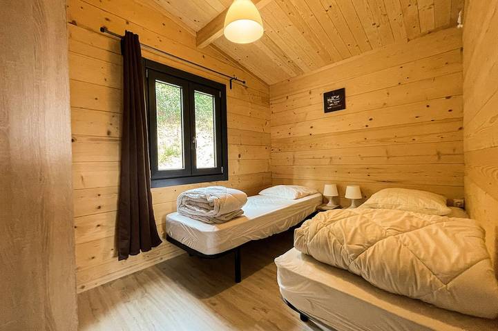 Gîte pour 4 personnes, avec terrasse, animaux acceptés dans Neuvéglise-sur-Truyère - 2