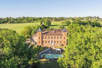 Château pour 15 personnes, avec jardin et jacuzzi dans Haute-Garonne