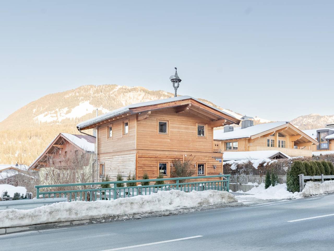 Chalet with ski-in & ski-out location & terrace in Sankt Johann in Tirol, Alpes de Kitzbüheler