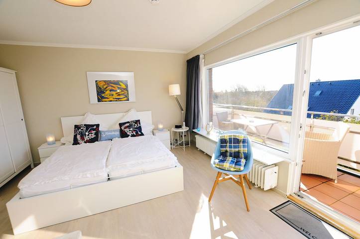 Ganze Wohnung, Helles App. für 2 Pers. - Balkon, Stellplatz, Wlan. Haustiere erlaubt. in Nordfriesische Inseln (Schleswig-Holstein) (Schleswig-Holstein), Wenningstedt