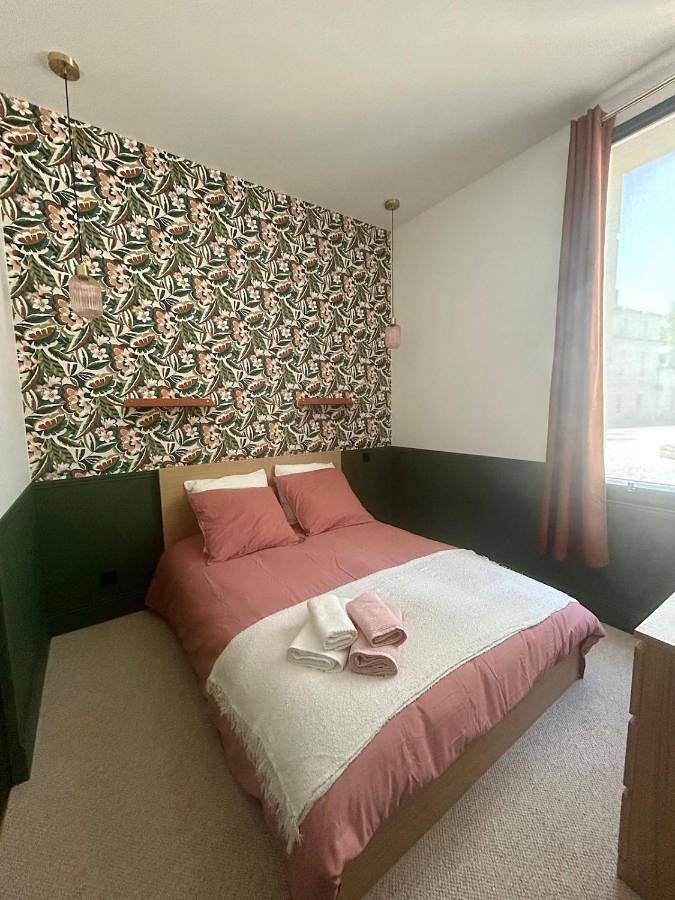 Appartement entier, Escapade Élégante climatisé in Longué-Jumelles, Vallée de la Loire