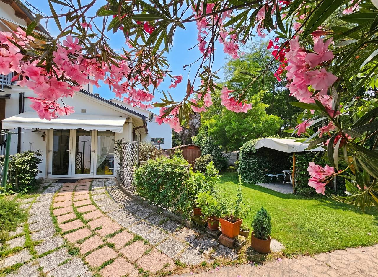 Casa affascinante a Marina di Ravenna con giardino recintato in Marina di Ravenna, Provincia di Ravenna