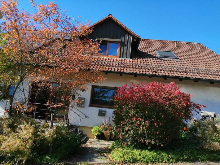 Ferienwohnung für 6 Personen, mit Balkon und Ausblick in Langenau - 2