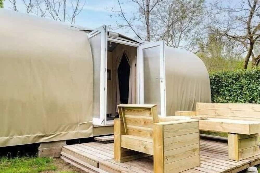 Zecamping 3* piscine chauffée pet friendly roulotte 17m2 4 pers in Huelgoat, Châteaulin und Umgebung