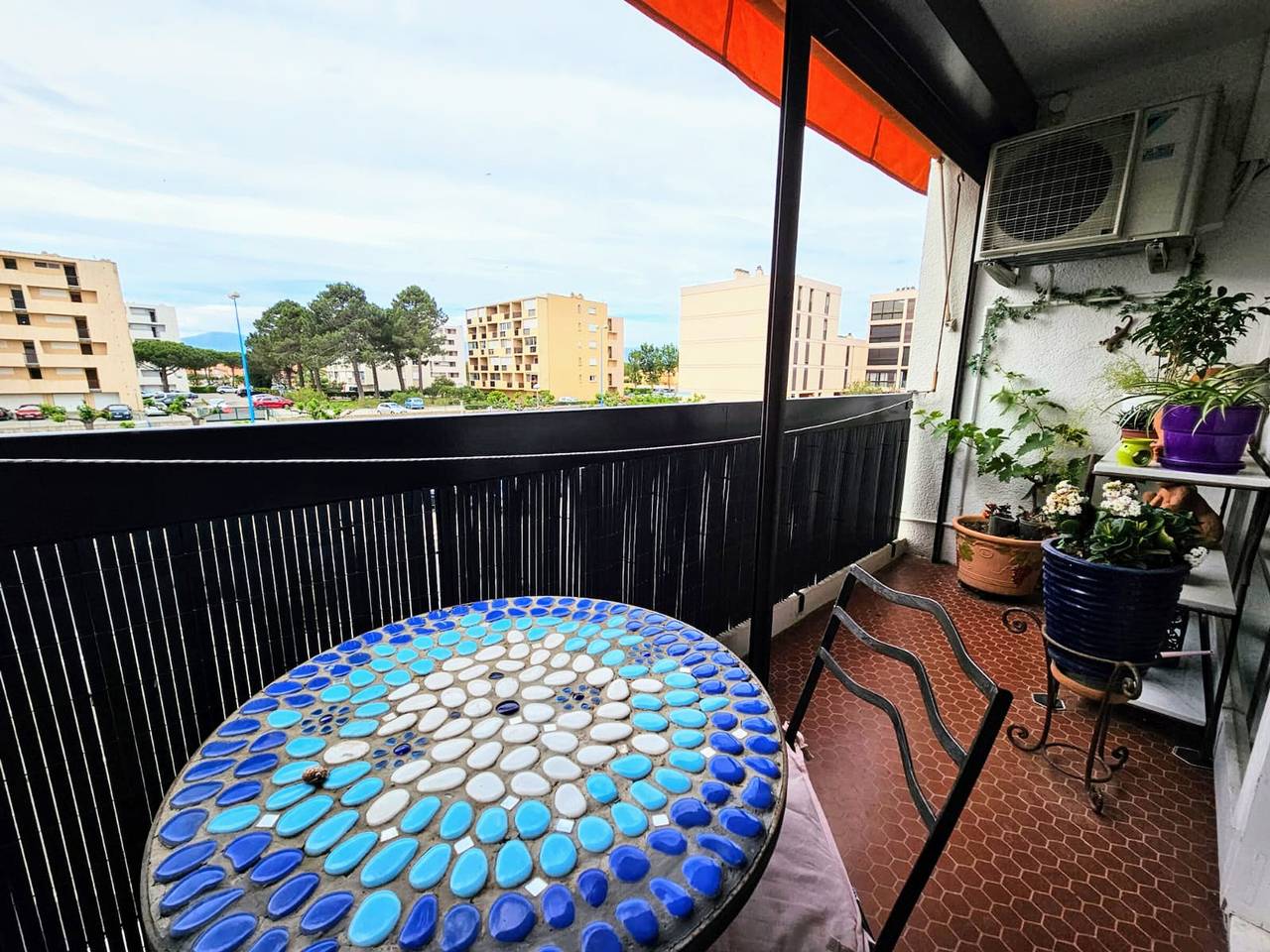Entire apartment, Saint-Cyprien: T2 Apartment with Terrace, A/C, Parking, Near the Beach in Saint-Cyprien-Plage, Saint-Cyprien