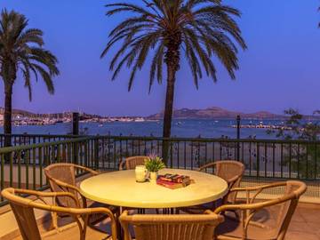 Apartment in Playa del Port de Pollença, Pollença für 6 