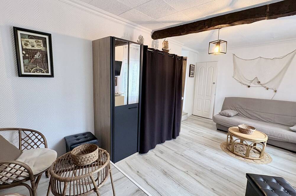 Appartement entier, Chez Jules – Charme & douceur avec vue sur les toits in Saint-Valery-sur-Somme, Région d'Abbeville