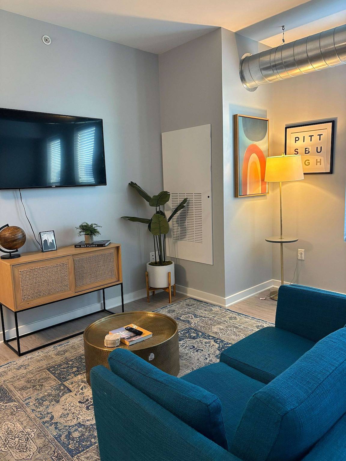 Estudio entero, Cozysuites Deluxe Sdo Lawrenceville in Pittsburgh, Condado de Allegheny