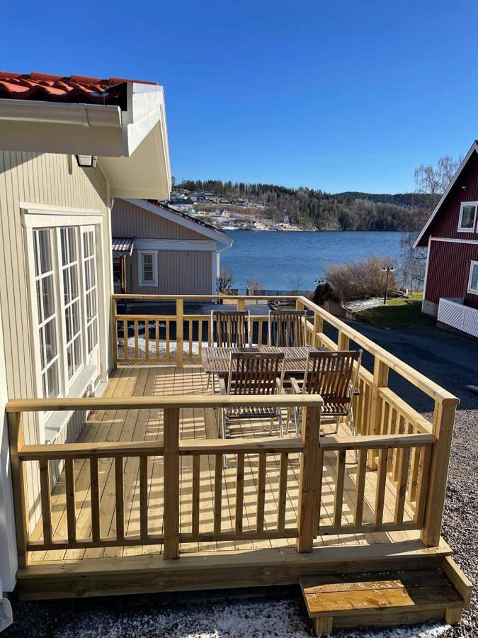 Ferienhaus für 5 Personen, mit Balkon und Terrasse sowie Seeblick und Ausblick am Bunn