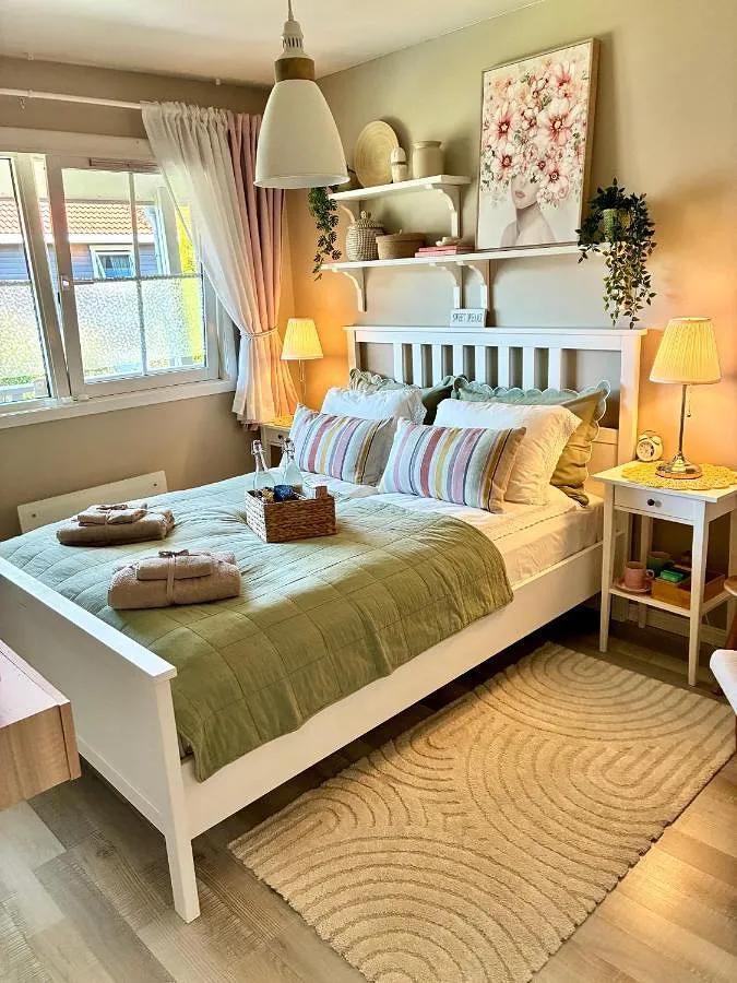 Ferienwohnung für 2 Personen, mit Ausblick und Garten - 1