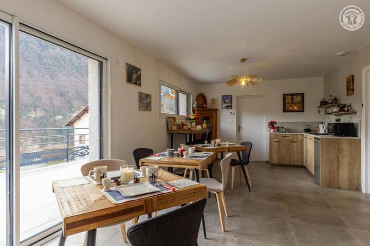 Location de vacances pour 2 personnes, avec sauna ainsi que terrasse et jardin à Saint-Jean-de-Maurienne - 4
